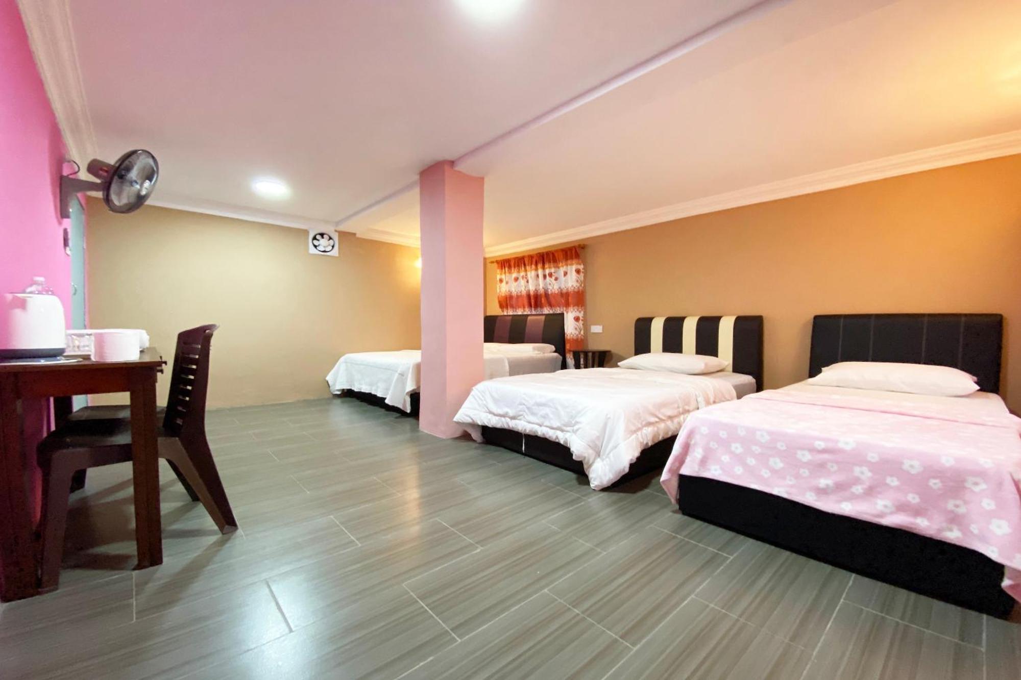 Oyo Home 90285 Pogimpaan Homestay Ranau Eksteriør bilde